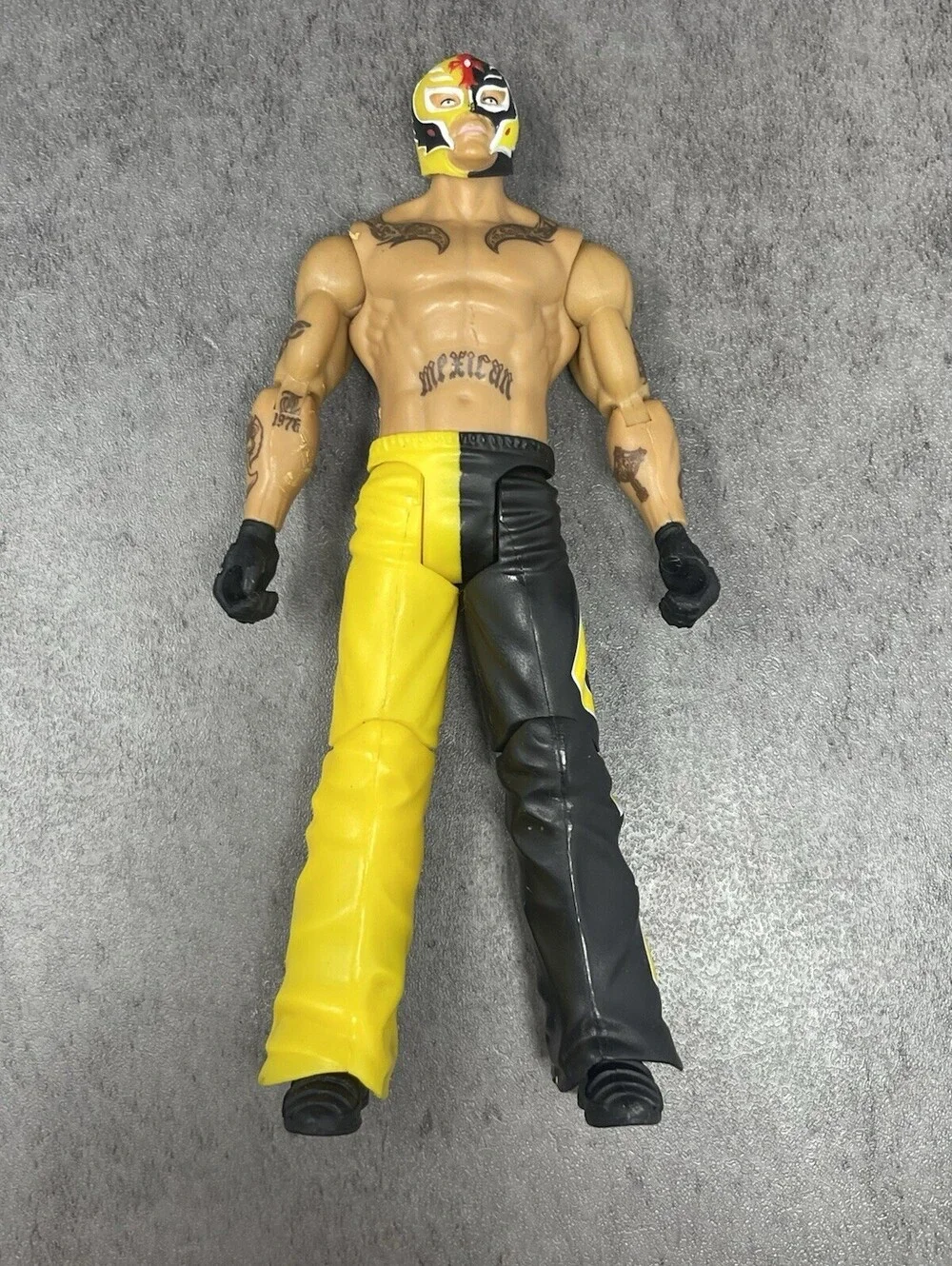 2010 WWE Rey Mysterio Mattel 6